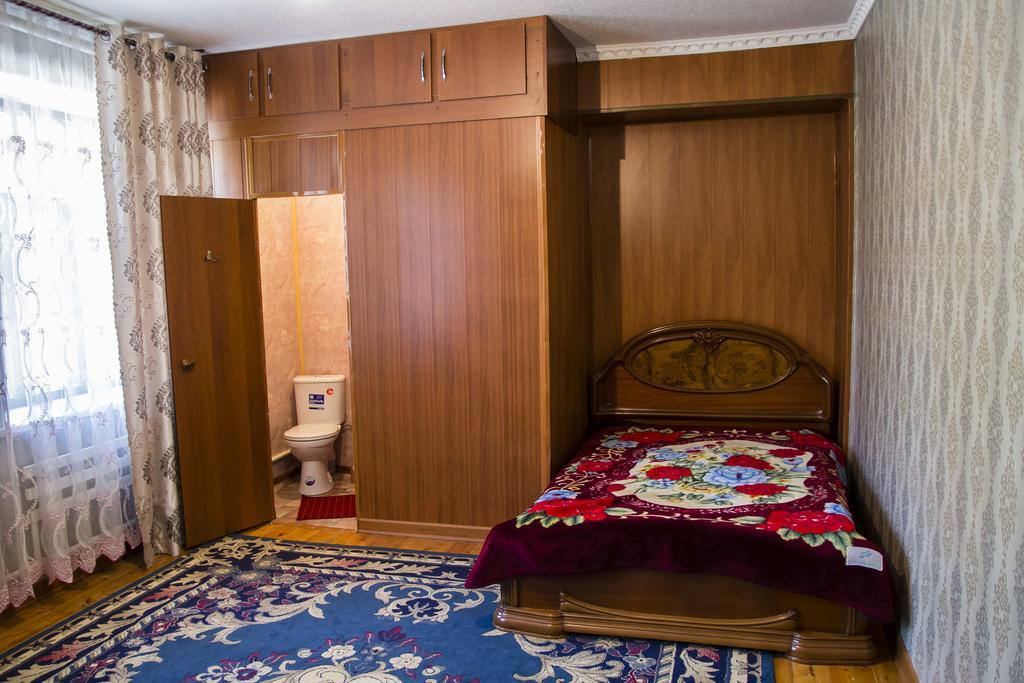 Be My Guest Ξενοδοχείο Osh Εξωτερικό φωτογραφία